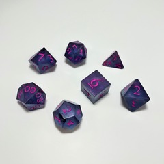 Color Changing Purple to Blue set of 7 Dice